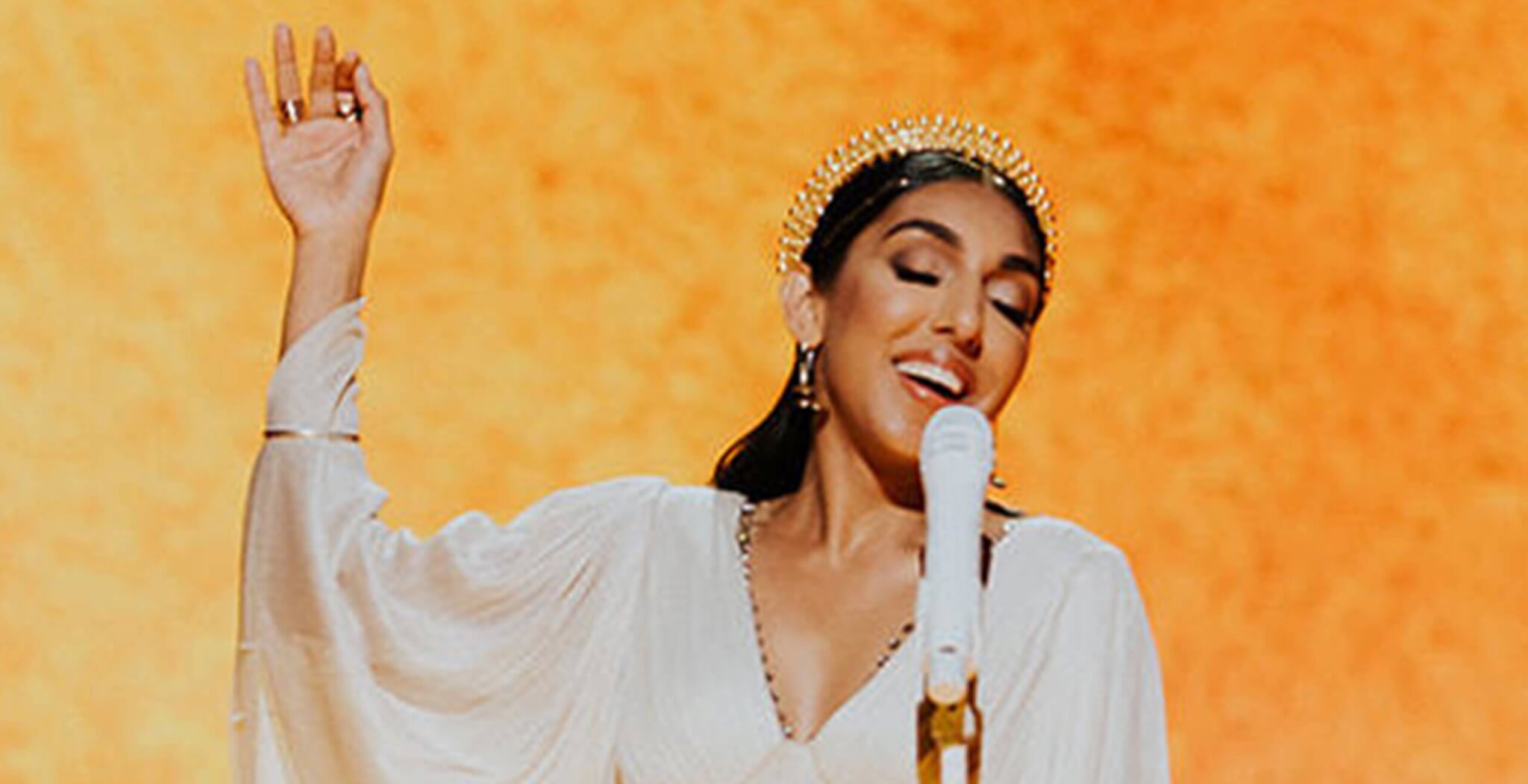 How Instapoet rupi kaur is making poetry a thing of today