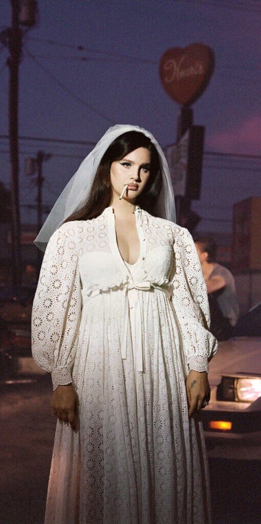 Lana Del Rey and the struggle to be mysterious in pop